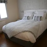 Les Champenoises Bed & Breakfast Tinqueux