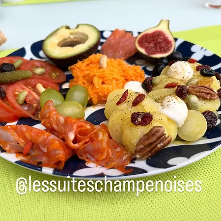 Les Champenoises タンクー