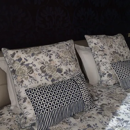 Les Champenoises Bed & Breakfast Tinqueux