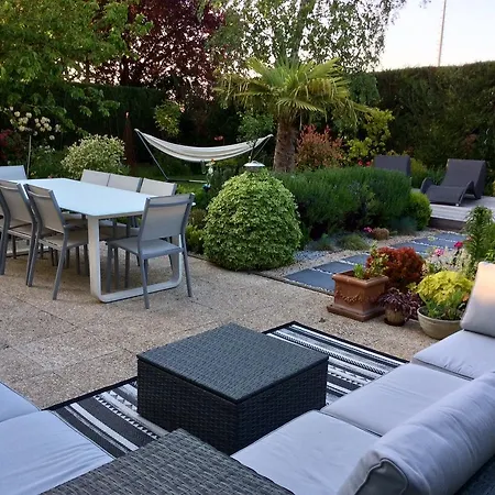 Les Champenoises Bed & Breakfast